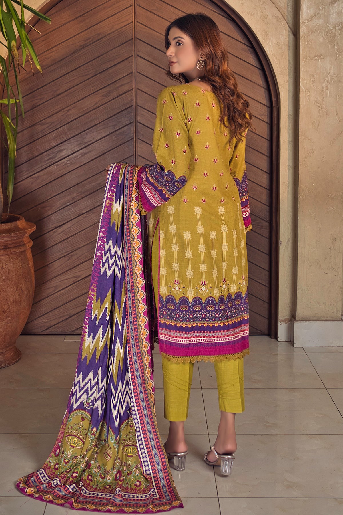 Unstitched Khaddar 3-Piece