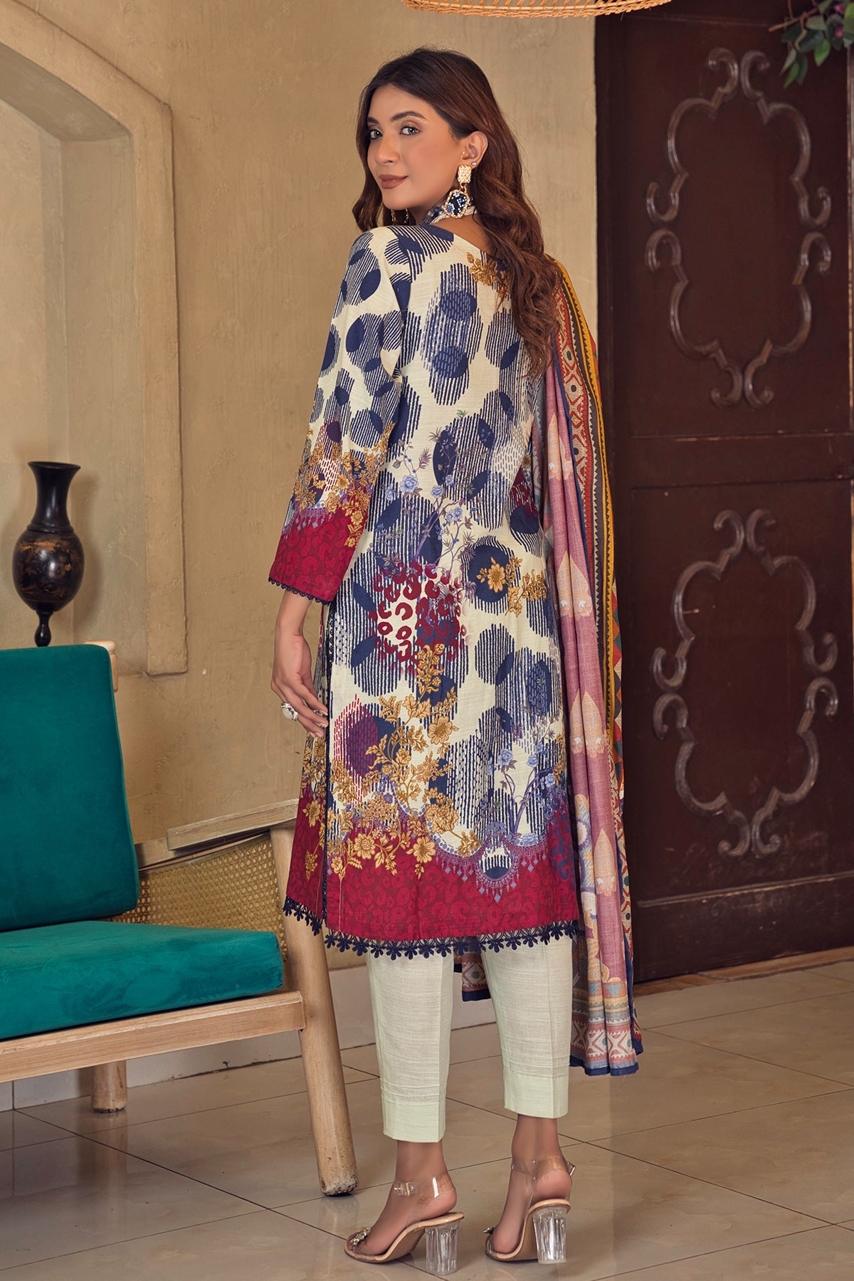 Unstitched Khaddar 3-Piece