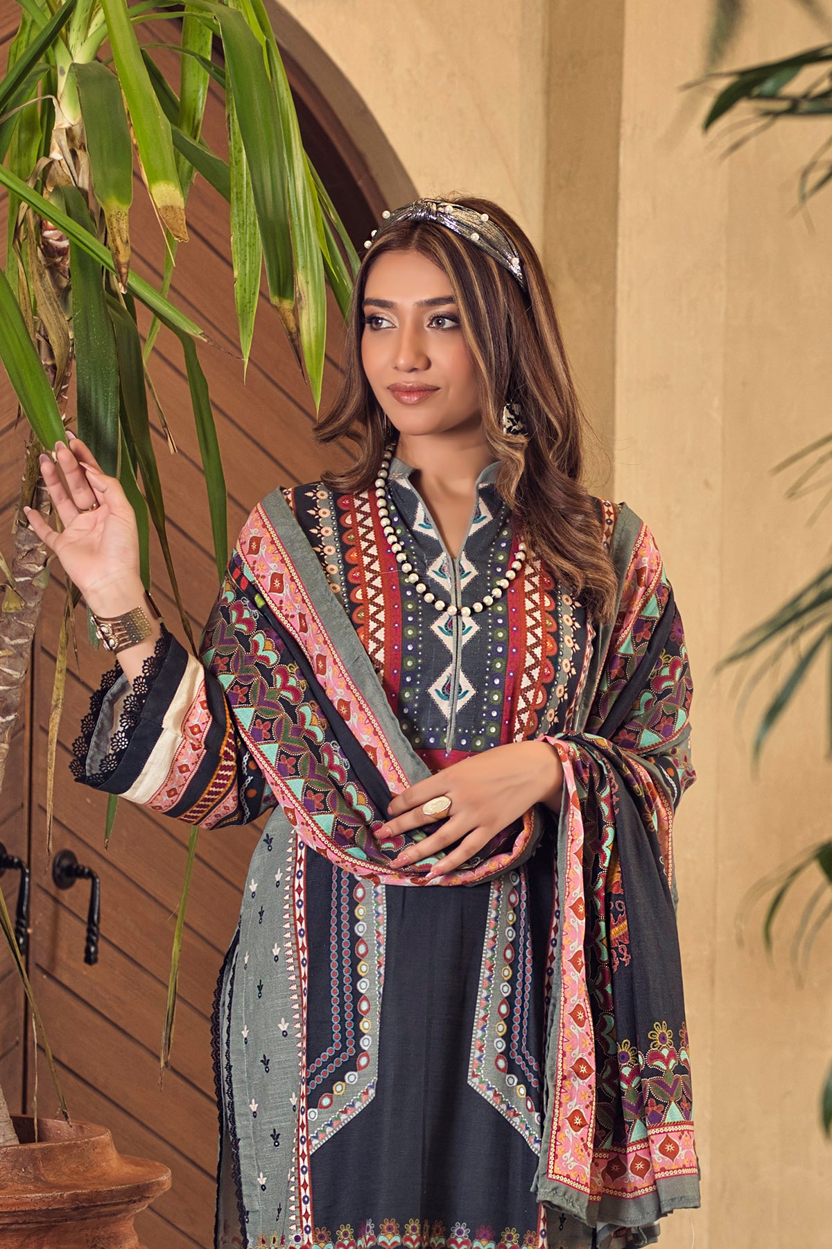 Unstitched Khaddar 3-Piece