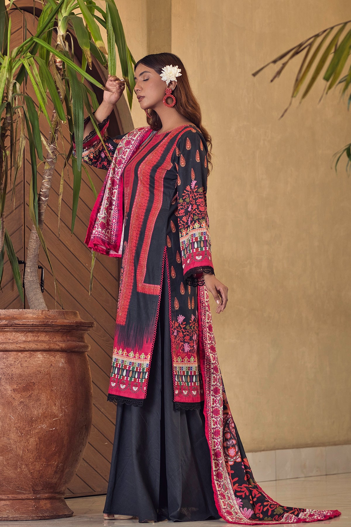 Unstitched Khaddar 3-Piece