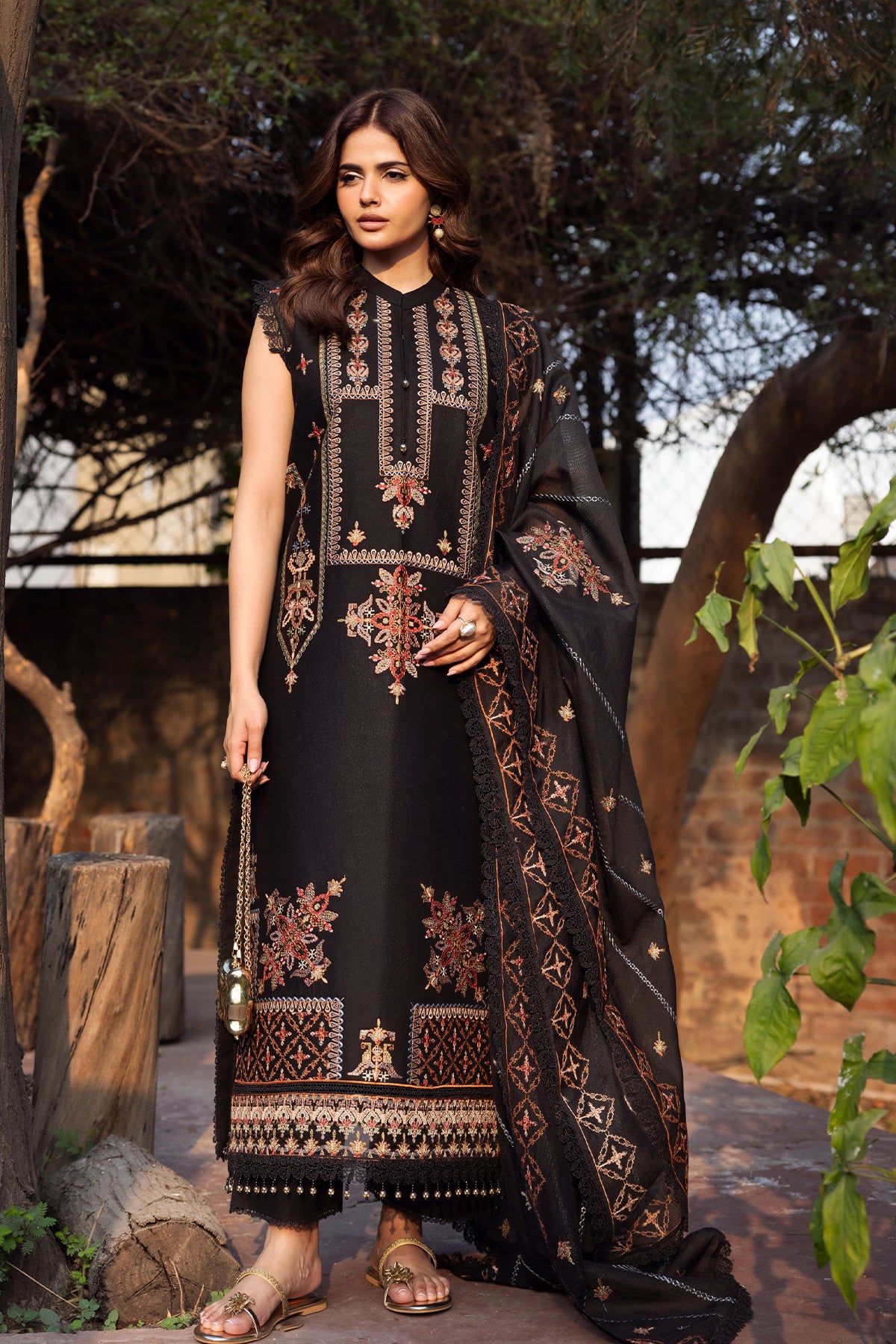Khaas Embroidered Lawn PR-560B