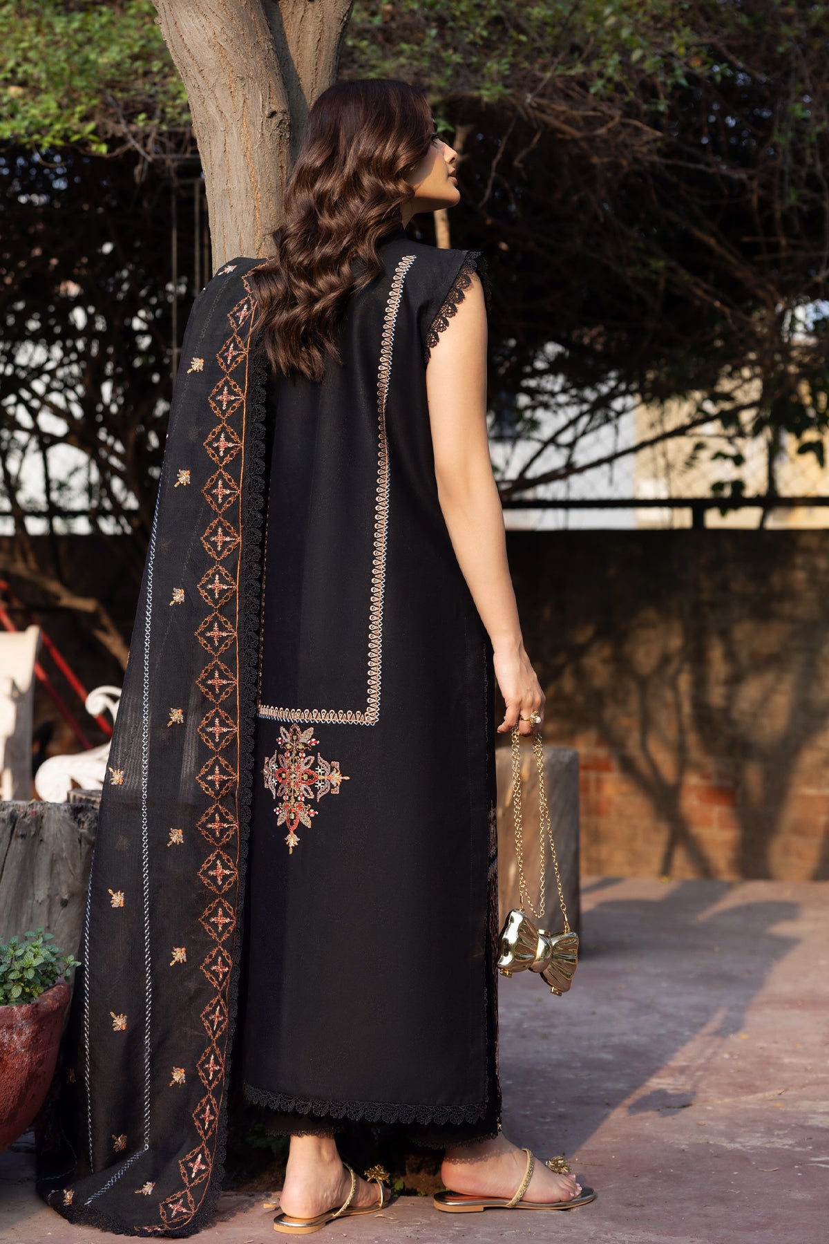 Khaas Embroidered Lawn PR-560B